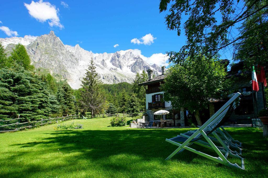 Hotel Locanda Belvedere Courmayeur Exterior foto